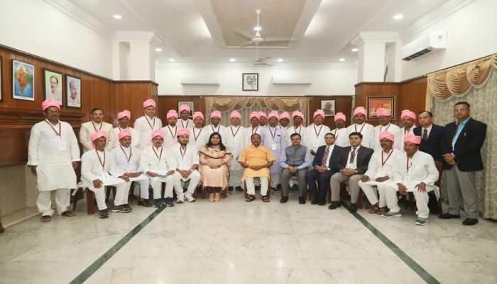 रांची: इजरायल रवाना हुए 24 किसान, खेती की उन्नत तकनीकी के सीखेंगे गुर रांची: इजरायल रवाना हुए 24 किसान, खेती की उन्नत तकनीकी के सीखेंगे गुर