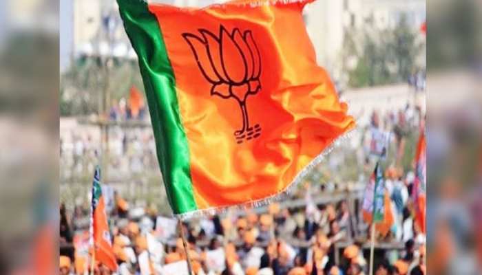 UP उपचुनाव : जलालपुर सीट जीतने के समीकरण बनाने में जुटी BJP UP उपचुनाव : जलालपुर सीट जीतने के समीकरण बनाने में जुटी BJP