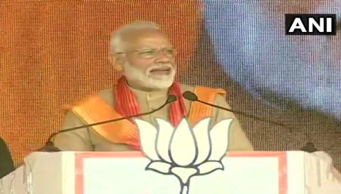 कुरुक्षेत्र की चुनावी रैली में गरजे पीएम मोदी, 'राष्ट्रहित में बड़े और कड़े फैसले लेते रहेंगे' कुरुक्षेत्र की चुनावी रैली में गरजे पीएम मोदी, 'राष्ट्रहित में बड़े और कड़े फैसले लेते रहेंगे'