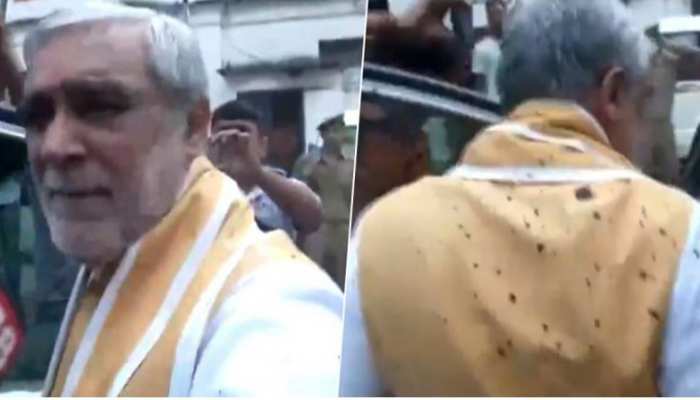 बिहार में नेताजी पर 'स्याही अटैक', राजनीति या फिर आम आदमी की नाराजगी ? बिहार में नेताजी पर 'स्याही अटैक', राजनीति या फिर आम आदमी की नाराजगी ?