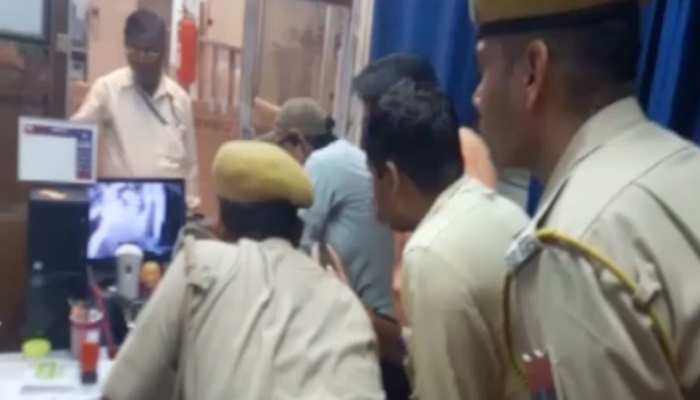 धौलपुर में एक हफ्ते में लूट की दूसरी बड़ी वारदात धौलपुर में एक हफ्ते में लूट की दूसरी बड़ी वारदात