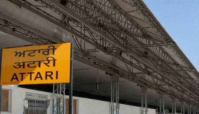 पंजाब: अटारी रेलवे बॉर्डर से घुसपैठ की कोशिश कर रहा था पाकिस्तानी, BSF ने किया ढेर पंजाब: अटारी रेलवे बॉर्डर से घुसपैठ की कोशिश कर रहा था पाकिस्तानी, BSF ने किया ढेर