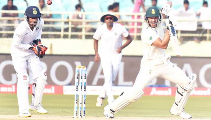 INDvsSA: दक्षिण अफ्रीका को बड़ा झटका, पुणे में गुस्सा दिखाने वाला खिलाड़ी टीम से बाहर INDvsSA: दक्षिण अफ्रीका को बड़ा झटका, पुणे में गुस्सा दिखाने वाला खिलाड़ी टीम से बाहर