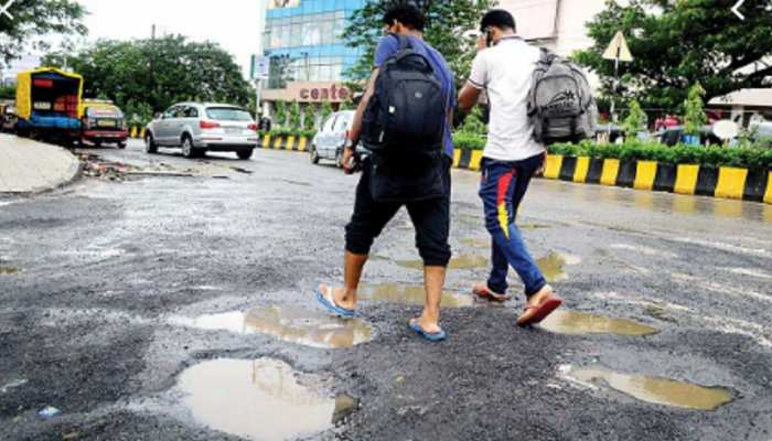 अरविंद केजरीवाल का ऐलान, 31 अक्टूबर तक दिल्ली की सड़कें हो जाएगी गड्ढा मुक्त अरविंद केजरीवाल का ऐलान, 31 अक्टूबर तक दिल्ली की सड़कें हो जाएगी गड्ढा मुक्त