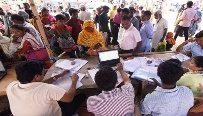 सुप्रीम कोर्ट की बड़ी कार्रवाई, असम NRC कोऑर्डिनेटर प्रतीक हजेला का किया MP ट्रांसफर सुप्रीम कोर्ट की बड़ी कार्रवाई, असम NRC कोऑर्डिनेटर प्रतीक हजेला का किया MP ट्रांसफर