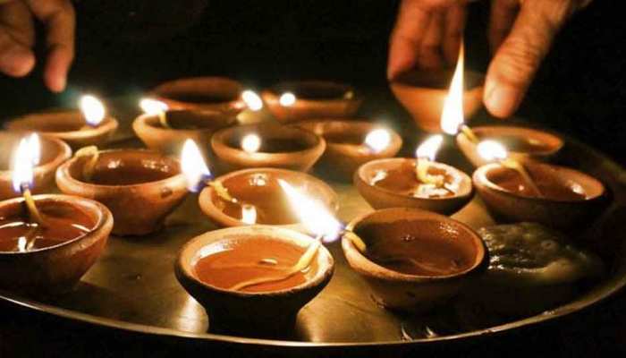 छत्तीसगढ़ सरकार का दिवाली गिफ्ट, कुम्हारों से नहीं लिया जाएगा SALES TAX छत्तीसगढ़ सरकार का दिवाली गिफ्ट, कुम्हारों से नहीं लिया जाएगा SALES TAX