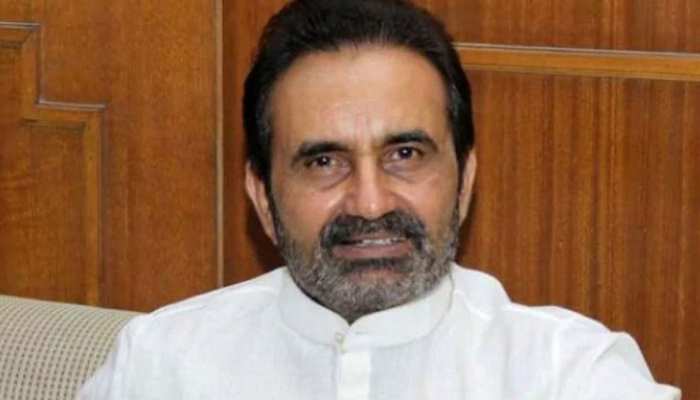 किशनगंज: शक्ति सिंह गोहिल ने कहा- 'काम पूरा होते ही नीतीश को छोड़ देगी BJP' किशनगंज: शक्ति सिंह गोहिल ने कहा- 'काम पूरा होते ही नीतीश को छोड़ देगी BJP'