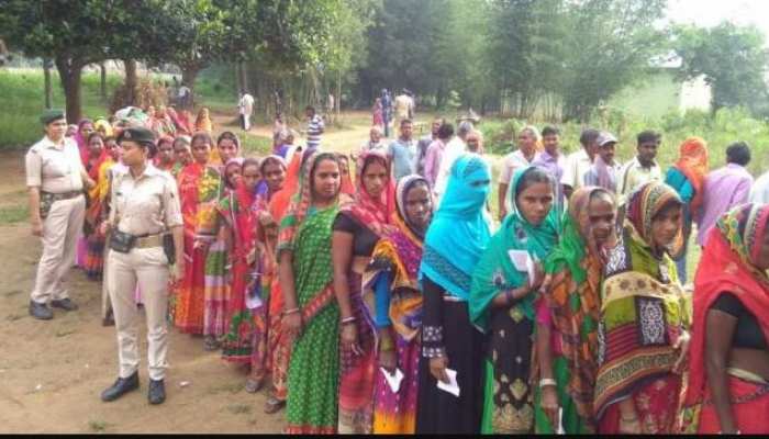 देश के 17 और राज्यों में भी चल रहे हैं उप चुनाव, जानिए मुख्य बातें. देश के 17 और राज्यों में भी चल रहे हैं उप चुनाव, जानिए मुख्य बातें.