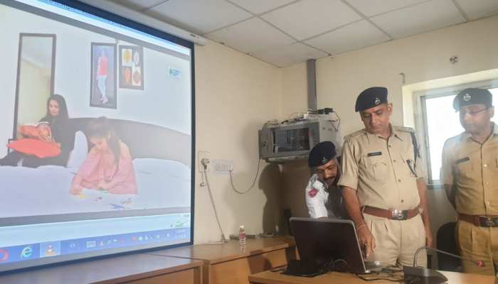 राजस्थान: अब ट्रैफिक नियमों को लेकर सिनेमाघरों दिखाई जाएगी लघु फिल्म, लोगों को करेंगे जागरूक राजस्थान: अब ट्रैफिक नियमों को लेकर सिनेमाघरों दिखाई जाएगी लघु फिल्म, लोगों को करेंगे जागरूक