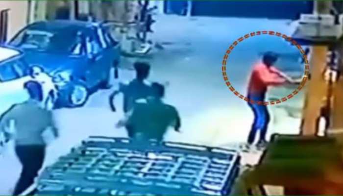 जोधपुर में अपराधी खुलेआम उड़ा रहे हैं कानून का मजाक, पुलिस का नहीं है कोई खौफ जोधपुर में अपराधी खुलेआम उड़ा रहे हैं कानून का मजाक, पुलिस का नहीं है कोई खौफ
