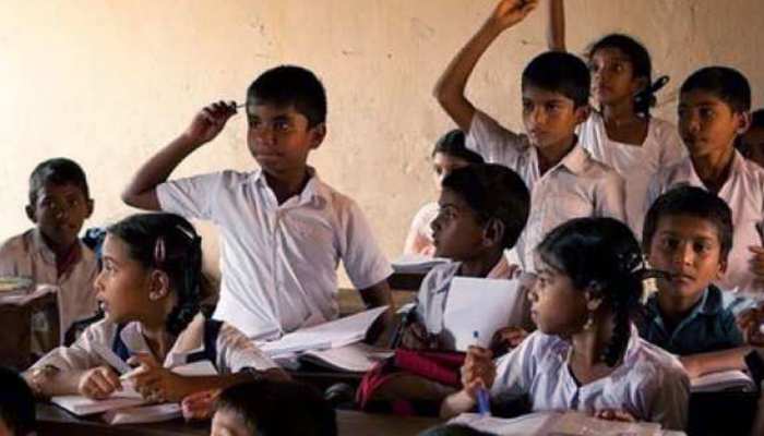 राजस्थान: शिक्षा में सुधार पर जोर, स्कूल न जाने वाले बच्चों के घर जाएंगे अध्यापक राजस्थान: शिक्षा में सुधार पर जोर, स्कूल न जाने वाले बच्चों के घर जाएंगे अध्यापक
