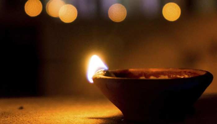 दीपावली: दीये बनाने वाले परिवारों के घर अंधेरा दीपावली: दीये बनाने वाले परिवारों के घर अंधेरा