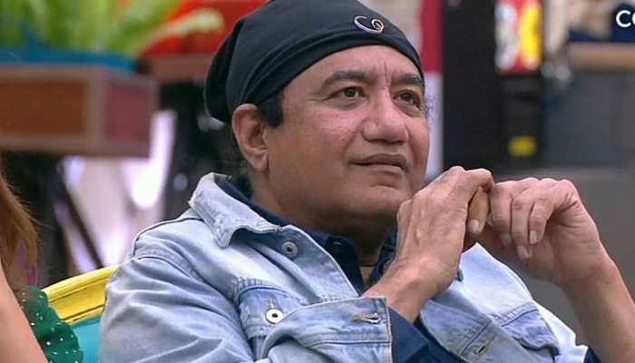 Bigg Boss 13: बाहर होते ही अबु मलिक ने खोले घर के राज! बोले- 'सब कुछ स्क्रिप्टेड है' Bigg Boss 13: बाहर होते ही अबु मलिक ने खोले घर के राज! बोले- 'सब कुछ स्क्रिप्टेड है'