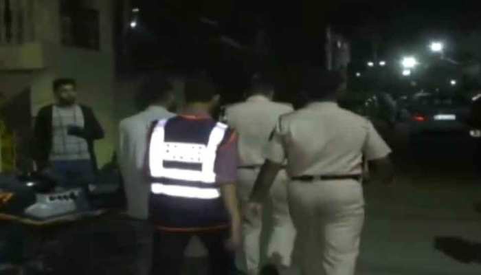 मध्य प्रदेशः जमीनी विवाद में BJP नेता की हत्या, हंसिया और कुल्हाड़ी से वार कर उतारा मौत के घाट मध्य प्रदेशः जमीनी विवाद में BJP नेता की हत्या, हंसिया और कुल्हाड़ी से वार कर उतारा मौत के घाट