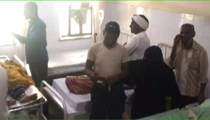 सवाई माधोपुर: जुगाड़ वाहन पलटने से दर्दनाक हादसा, कई यात्री घायल सवाई माधोपुर: जुगाड़ वाहन पलटने से दर्दनाक हादसा, कई यात्री घायल