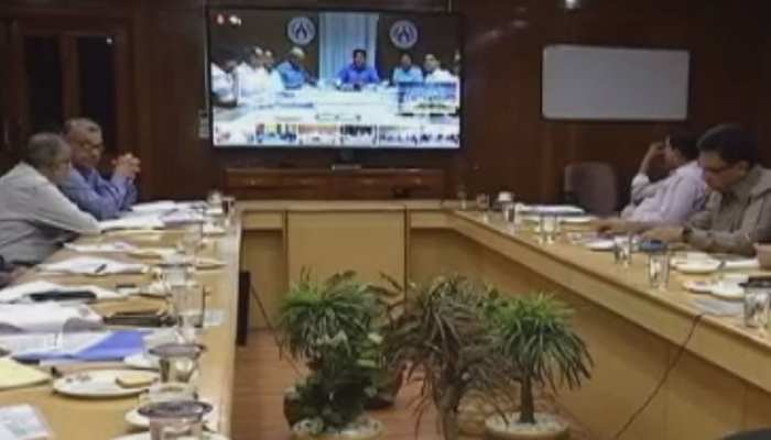 राजस्थान: घाटे में चल रहीं बिजली कंपनियां अपने आर्थिक प्रबंधन को कर रहीं दुरूस्त राजस्थान: घाटे में चल रहीं बिजली कंपनियां अपने आर्थिक प्रबंधन को कर रहीं दुरूस्त