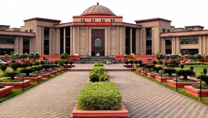 भीमा मंडावी हत्याकांड NIA जांचः राज्य शासन की याचिका पर HC ने सुरक्षित रखा फैसला भीमा मंडावी हत्याकांड NIA जांचः राज्य शासन की याचिका पर HC ने सुरक्षित रखा फैसला