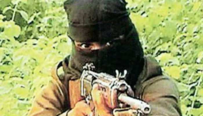 लातेहार: चुनाव को प्रभावित करना चाह रहे थे नक्सली, पुलिस ने बरामद किए भारी मात्रा में विस्फोटक पदार्थ लातेहार: चुनाव को प्रभावित करना चाह रहे थे नक्सली, पुलिस ने बरामद किए भारी मात्रा में विस्फोटक पदार्थ