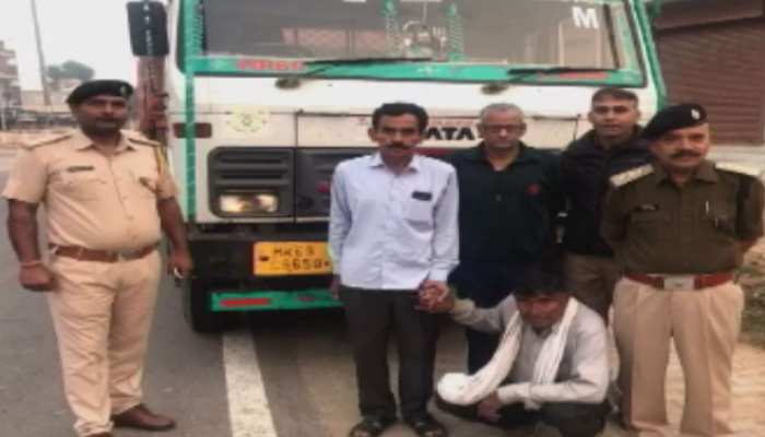 झुंझुनूं: आबकारी विभाग की बड़ी कार्रवाई, दो ट्रकों में पकड़ी 45 लाख की अवैध शराब झुंझुनूं: आबकारी विभाग की बड़ी कार्रवाई, दो ट्रकों में पकड़ी 45 लाख की अवैध शराब