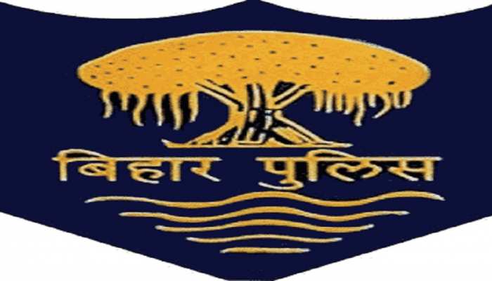 मुंगेर: पुलिस ने सात अवैध बंदूक कारखानों का किया भंडाफोड़, 4 को किया गिरफ्तार मुंगेर: पुलिस ने सात अवैध बंदूक कारखानों का किया भंडाफोड़, 4 को किया गिरफ्तार