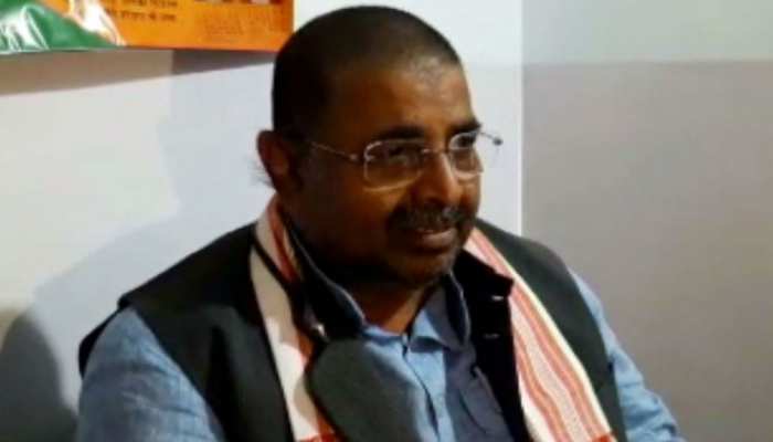 पूर्व प्रदेश अध्यक्ष रविंद्र राय ने कहा- BJP झारखंड का भविष्य, कमियों को दूर किया जाएगा पूर्व प्रदेश अध्यक्ष रविंद्र राय ने कहा- BJP झारखंड का भविष्य, कमियों को दूर किया जाएगा