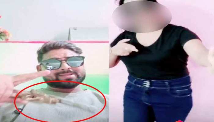 सोशल मीडिया पर युवक को 'तमंचे' पर डिस्को करना पड़ा भारी, मुकदमा दर्ज, हुआ गिरफ्तार सोशल मीडिया पर युवक को 'तमंचे' पर डिस्को करना पड़ा भारी, मुकदमा दर्ज, हुआ गिरफ्तार