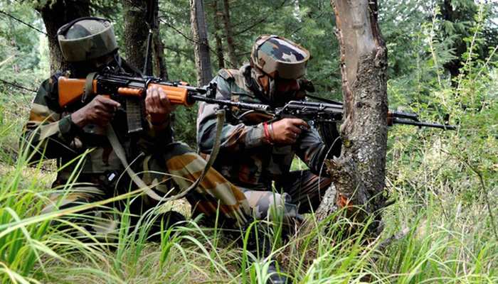पुंछ में आतंकी ठिकाने का भंडाफोड़, 7 IED जब्त, जम्मू-राजौरी हाईवे पर 2 IED भी सेना ने किए नाकाम पुंछ में आतंकी ठिकाने का भंडाफोड़, 7 IED जब्त, जम्मू-राजौरी हाईवे पर 2 IED भी सेना ने किए नाकाम