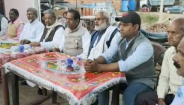 झारखंड: सीपीआई ने की रामगढ़ से उम्मीदवार की घोषणा, 17 सीटों पर लड़ेगी चुनाव झारखंड: सीपीआई ने की रामगढ़ से उम्मीदवार की घोषणा, 17 सीटों पर लड़ेगी चुनाव