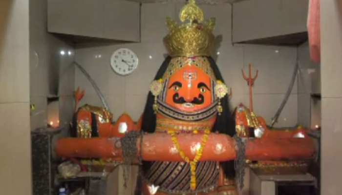 भैरव अष्टमी: आगर मालवा का वो प्राचीन मंदिर, जहां जंजीरों में कैद हैं भैरव बाबा! भैरव अष्टमी: आगर मालवा का वो प्राचीन मंदिर, जहां जंजीरों में कैद हैं भैरव बाबा!