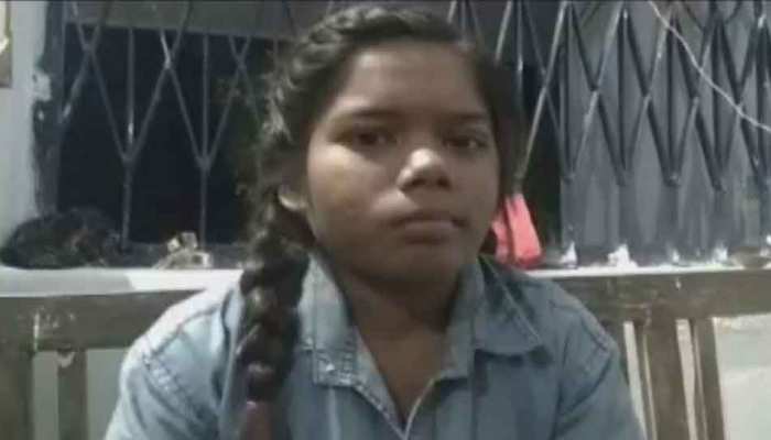 MP: स्कूल में फीस न चुकाने पर मिलते थे ताने, मांगने पर डांटते थे परिजन, छात्रा ने उठा लिया ये कदम MP: स्कूल में फीस न चुकाने पर मिलते थे ताने, मांगने पर डांटते थे परिजन, छात्रा ने उठा लिया ये कदम