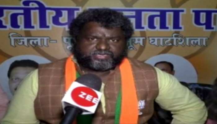 BJP नेता का JMM पर निशाना, कहा- सोरेन परिवार झारखंड की मानसिकता का कर रहा दोहन BJP नेता का JMM पर निशाना, कहा- सोरेन परिवार झारखंड की मानसिकता का कर रहा दोहन
