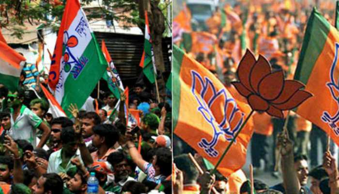 पश्चिम बंगाल: TMC-BJP में हुईं झड़पों में 13 घायल, दफ्तरों पर हमला पश्चिम बंगाल: TMC-BJP में हुईं झड़पों में 13 घायल, दफ्तरों पर हमला
