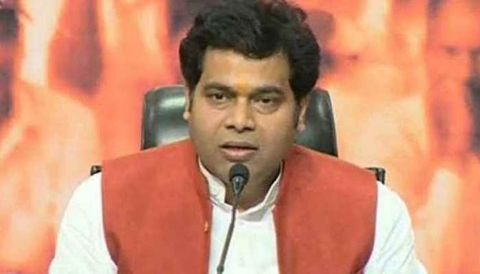 SPG सुरक्षा को लेकर सवाल उठा रहे कांग्रेसियों पर मंत्री श्रीकांत शर्मा का वार, पूछे कई सवाल SPG सुरक्षा को लेकर सवाल उठा रहे कांग्रेसियों पर मंत्री श्रीकांत शर्मा का वार, पूछे कई सवाल