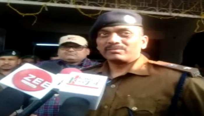 समस्तीपुर: पेट्रोल पंप पर लाखों की लूट, अपराधियों ने 2 को गोली से मारा समस्तीपुर: पेट्रोल पंप पर लाखों की लूट, अपराधियों ने 2 को गोली से मारा
