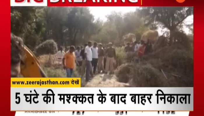 Four-year-old child who falls in borewell was taken out safely after 5 hours In Sirohi