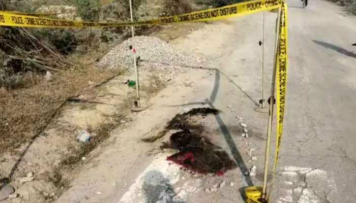 उन्नाव पीड़िता मेडिकल बुलेटिन: बचने की संभावना कम, हालत बेहद गंभीर, वेंटिलेटर पर उन्नाव पीड़िता मेडिकल बुलेटिन: बचने की संभावना कम, हालत बेहद गंभीर, वेंटिलेटर पर