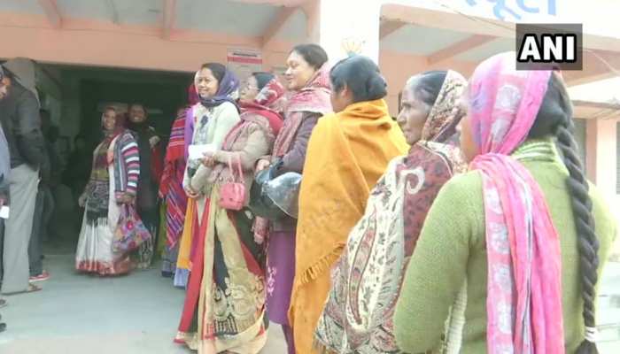 झारखंड विधानसभा चुनाव के दूसरे चरण की वोटिंग आज, 20 सीटों पर हो रहा मतदान झारखंड विधानसभा चुनाव के दूसरे चरण की वोटिंग आज, 20 सीटों पर हो रहा मतदान