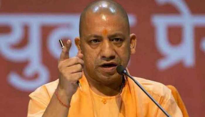 उन्नाव पीड़िता की मौत CM योगी ने जताया दुख, कहा- दोषियों को दिलाएंगे कड़ी सजा उन्नाव पीड़िता की मौत CM योगी ने जताया दुख, कहा- दोषियों को दिलाएंगे कड़ी सजा