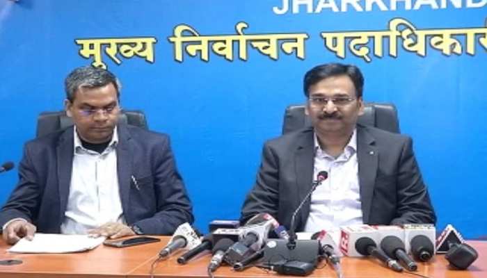 झारखंड चुनाव: हिंसा के बीच 62.40 फीसदी मतदान, जमशेदपुर में हुई कम वोटिंग झारखंड चुनाव: हिंसा के बीच 62.40 फीसदी मतदान, जमशेदपुर में हुई कम वोटिंग