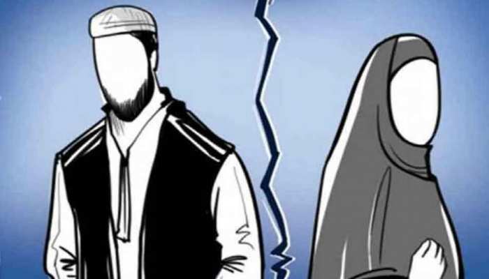 पति ने घर से निकाला और रचा ली दूसरी शादी, पत्नी ने मांगा हक तो कहा- तलाक..तलाक..तलाक पति ने घर से निकाला और रचा ली दूसरी शादी, पत्नी ने मांगा हक तो कहा- तलाक..तलाक..तलाक