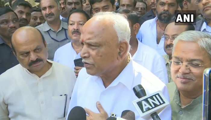 कर्नाटक उपचुनाव: BJP की बड़ी जीत, येदियुरप्पा बोले, 'अब दे सकेंगे एक स्थायी सरकार' कर्नाटक उपचुनाव: BJP की बड़ी जीत, येदियुरप्पा बोले, 'अब दे सकेंगे एक स्थायी सरकार'