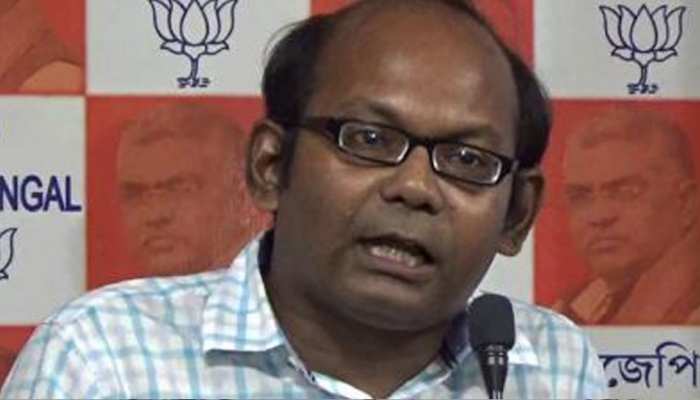 पश्चिम बंगाल: NRC और नागरिकता संशोधन बिल को लेकर घर-घर जाएगी BJP: सायंतन बसु पश्चिम बंगाल: NRC और नागरिकता संशोधन बिल को लेकर घर-घर जाएगी BJP: सायंतन बसु