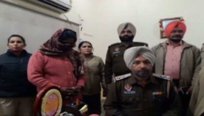 पंजाब: 8 साल के बच्चे की हत्या के मामले में पादरी समेत 3 गिरफ्तार, जानिए क्या हुआ था? पंजाब: 8 साल के बच्चे की हत्या के मामले में पादरी समेत 3 गिरफ्तार, जानिए क्या हुआ था?