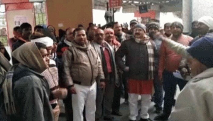 वाराणसी और मऊ के बीच चलने वाली चार महत्वपूर्ण ट्रेनें निरस्त, जनता में भारी आक्रोश वाराणसी और मऊ के बीच चलने वाली चार महत्वपूर्ण ट्रेनें निरस्त, जनता में भारी आक्रोश