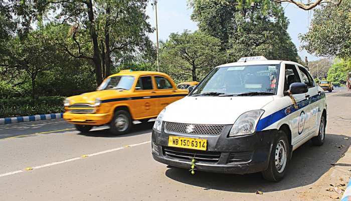 कोलकाता में कई जगह इंटरनेट बैन, App बेस्ड कैब सेवा प्रभावित कोलकाता में कई जगह इंटरनेट बैन, App बेस्ड कैब सेवा प्रभावित