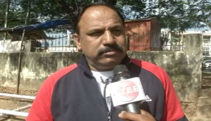 झारखंड: JMM प्रवक्ता मनोज पांडे ने कहा- सभी कर लें दावा, लेकिन सोमवार को सबकी बोलती बंद होगी झारखंड: JMM प्रवक्ता मनोज पांडे ने कहा- सभी कर लें दावा, लेकिन सोमवार को सबकी बोलती बंद होगी