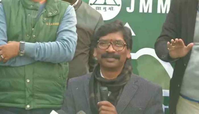 झारखंड: इस दिन हो सकती है हेमंत सोरेन की ताजपोशी, भव्य शपथ ग्रहण की तैयारियां शुरू झारखंड: इस दिन हो सकती है हेमंत सोरेन की ताजपोशी, भव्य शपथ ग्रहण की तैयारियां शुरू