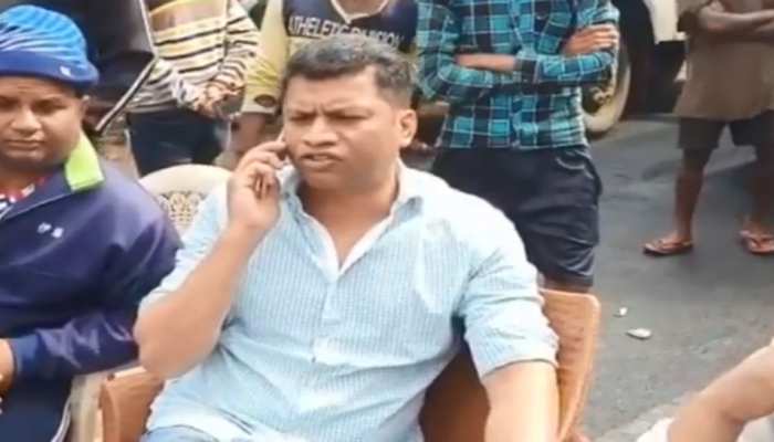 सुनिये कांग्रेस नेता का भड़काऊ बयान, 'पेट्रोल-डीजल तैयार रखो, ऑर्डर मिलते ही सबकुछ जला दो' सुनिये कांग्रेस नेता का भड़काऊ बयान, 'पेट्रोल-डीजल तैयार रखो, ऑर्डर मिलते ही सबकुछ जला दो'