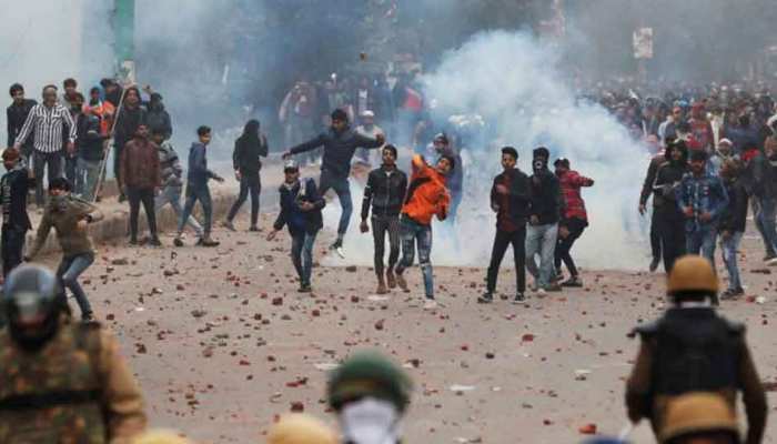 CAA हिंसा: मेरठ में भी PFI और SDPI ने भड़काया था माहौल, चार लोग भेजे गए जेल CAA हिंसा: मेरठ में भी PFI और SDPI ने भड़काया था माहौल, चार लोग भेजे गए जेल