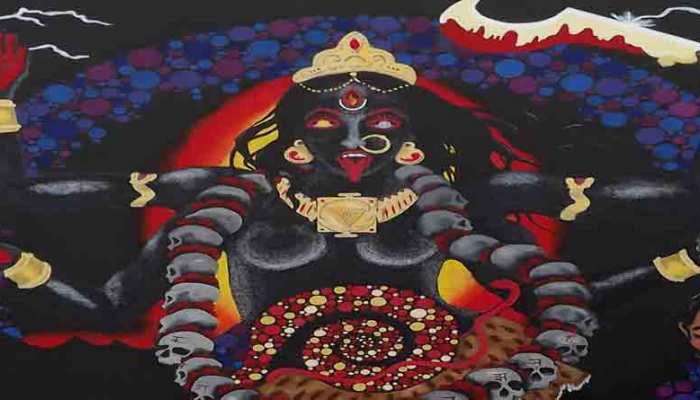 କାଳିଙ୍କୁ କଳା କନା ବୁଲାଇଲେ ଦୁର୍ବୃର୍ତ୍ତ କାଳିଙ୍କୁ କଳା କନା ବୁଲାଇଲେ ଦୁର୍ବୃର୍ତ୍ତ